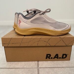 R.A.D Silver Gum Trainer